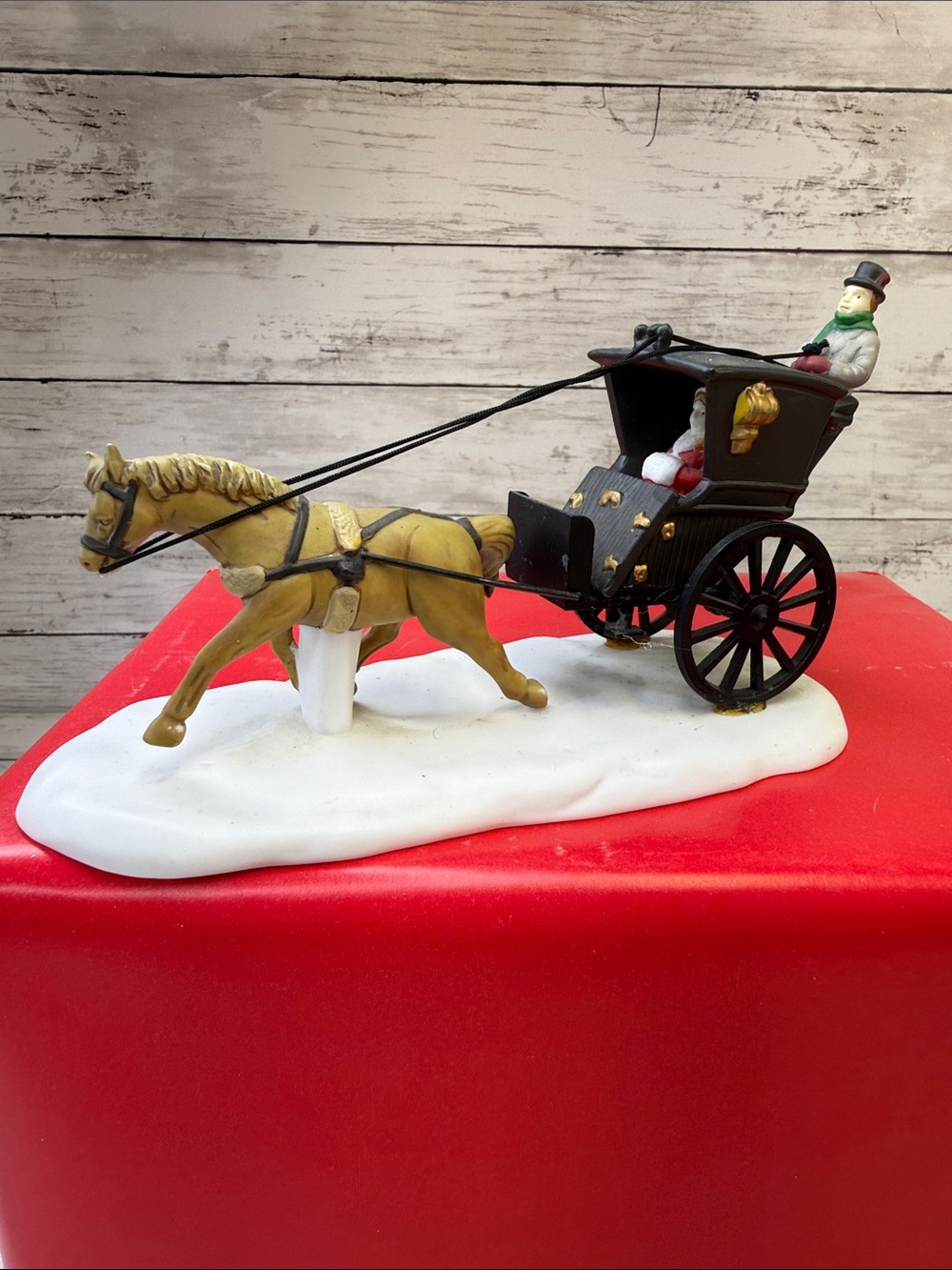 Department 56 “Kings Road Cab” Heritage Village Horse & Buggy 5581-6 Dickens